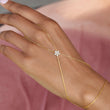 Βραχιόλι hand chain με δαχτυλίδι και λουλούδι από ζιργκόν