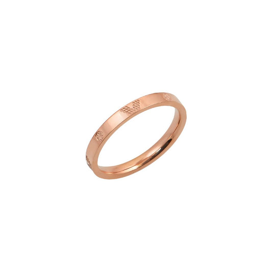 Ροζ χρυσό δαχτυλίδι με ανάγλυφα μοτίβα | rose gold ring with embossed patterns.
